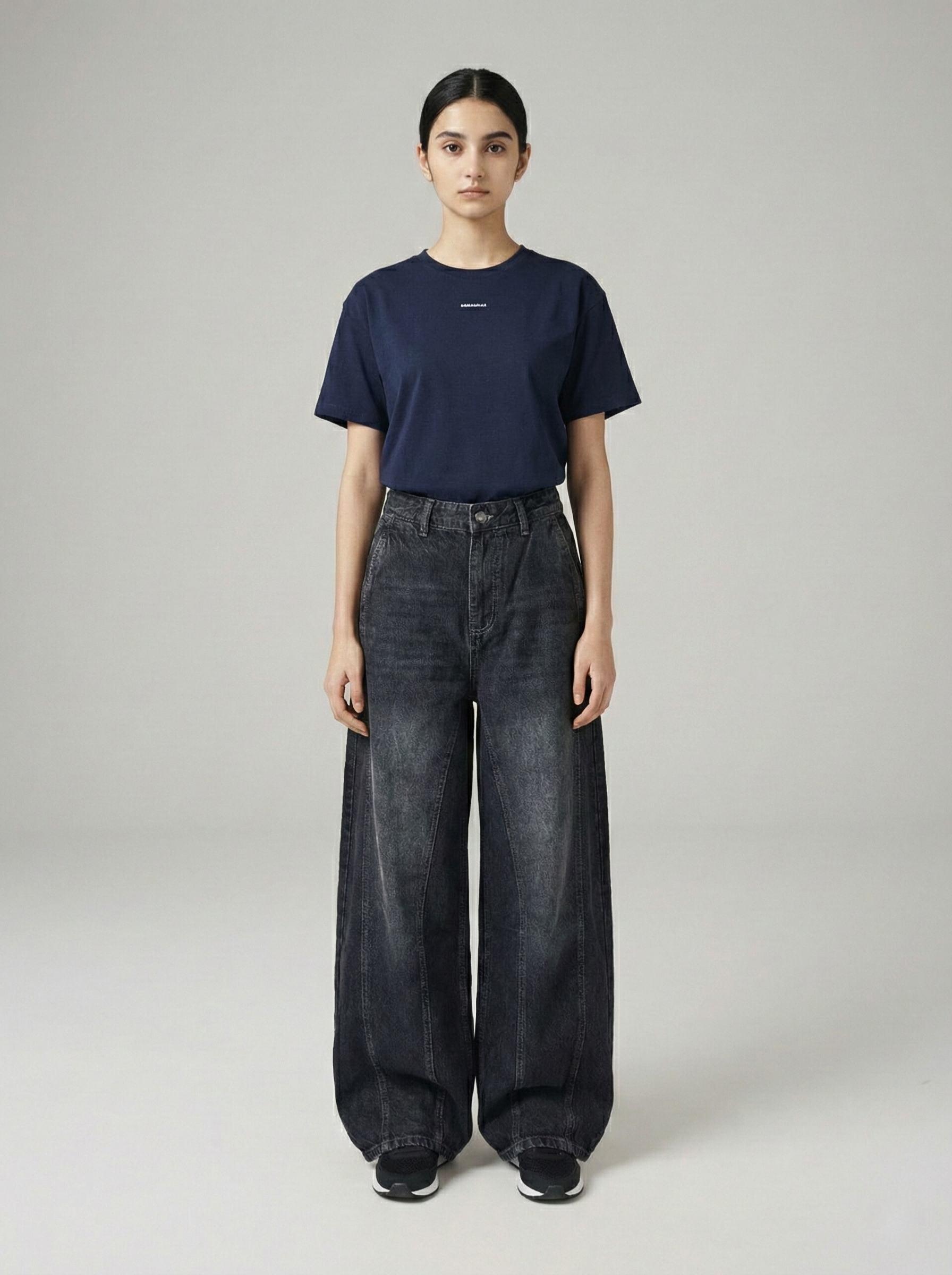 Tinted charcoal washed wide-leg jeans