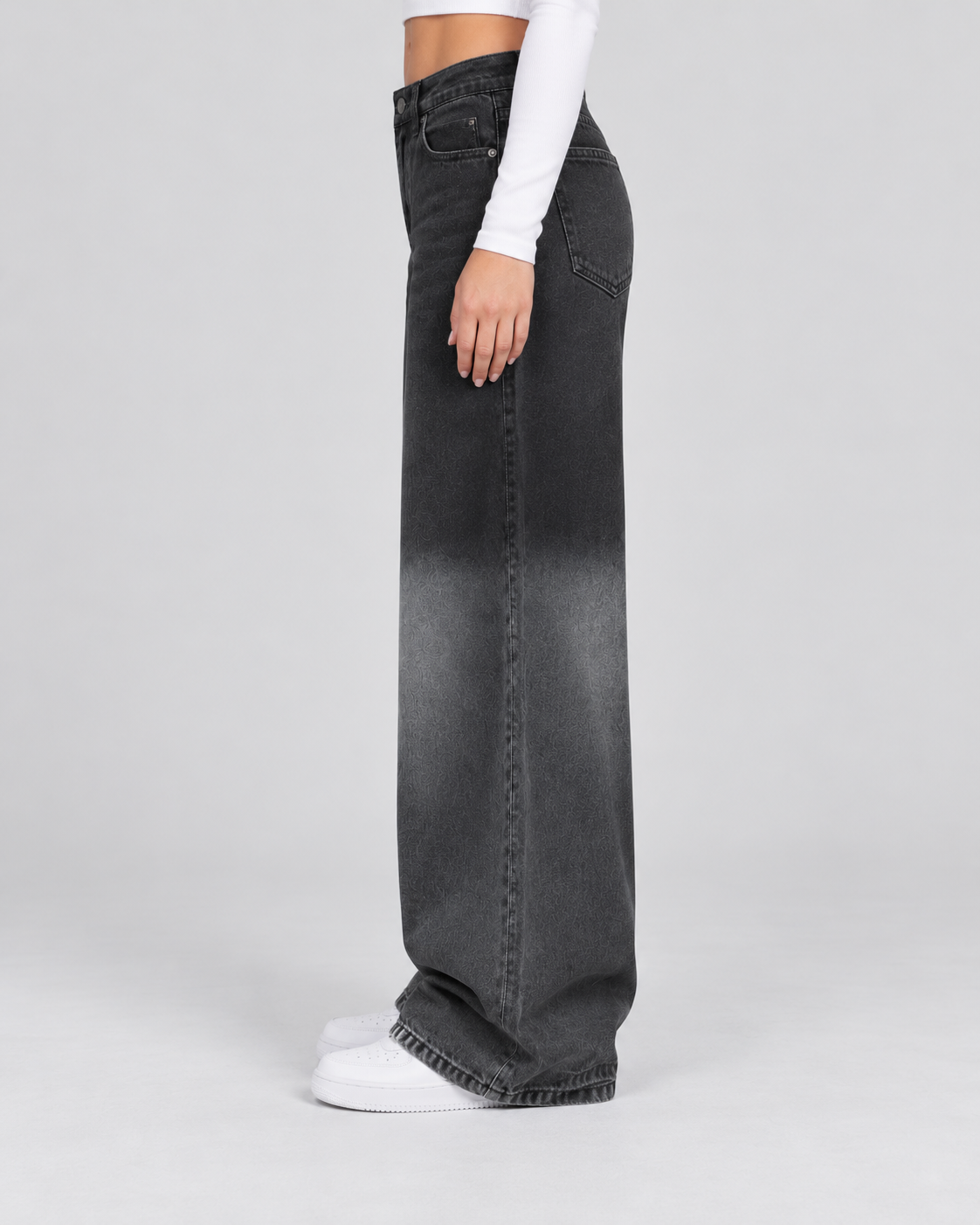 Gradient Black Super Wide leg jeans