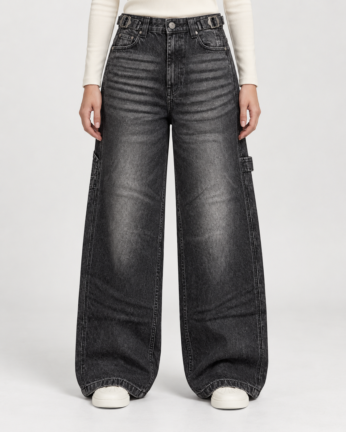 Charcoal Faded Black Mid-rise Carpenter Jeans.