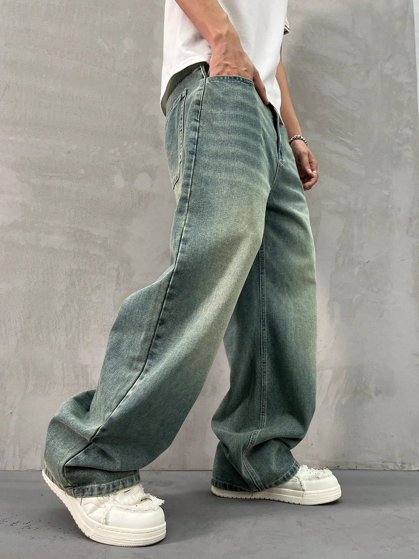 Spearmint Fade Baggy Fit Jeans (Unisex)